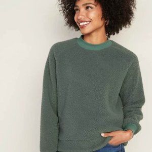 Women’s Old navy Sherpa pull over sweater